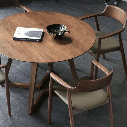 Minimalist Solid Wood Nordic Round Dining Table