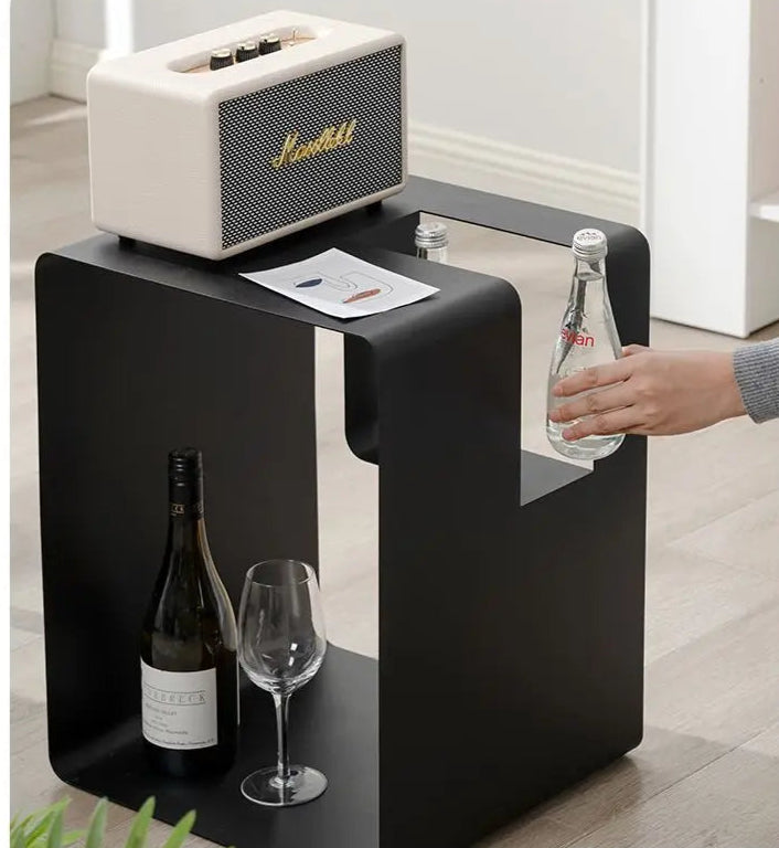 Simple and Modern Irregular Wrought Iron Metal Side Table